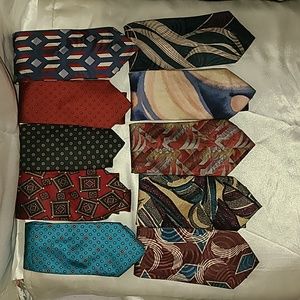 10 Vintage Ties EUC Hardy Aimes Geoffrey Beene Jonathan